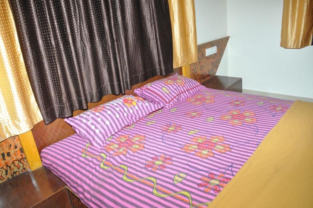 Om Rs Fog Villa Igatpuri Exteriör bild