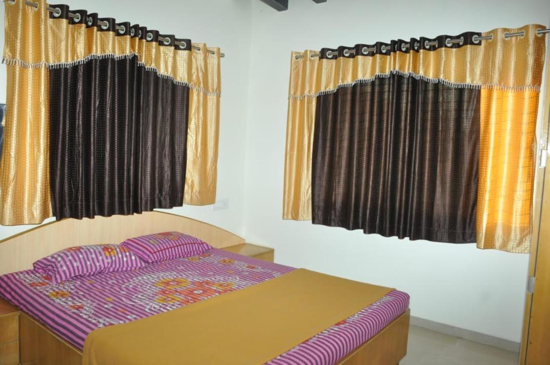 Om Rs Fog Villa Igatpuri Exteriör bild
